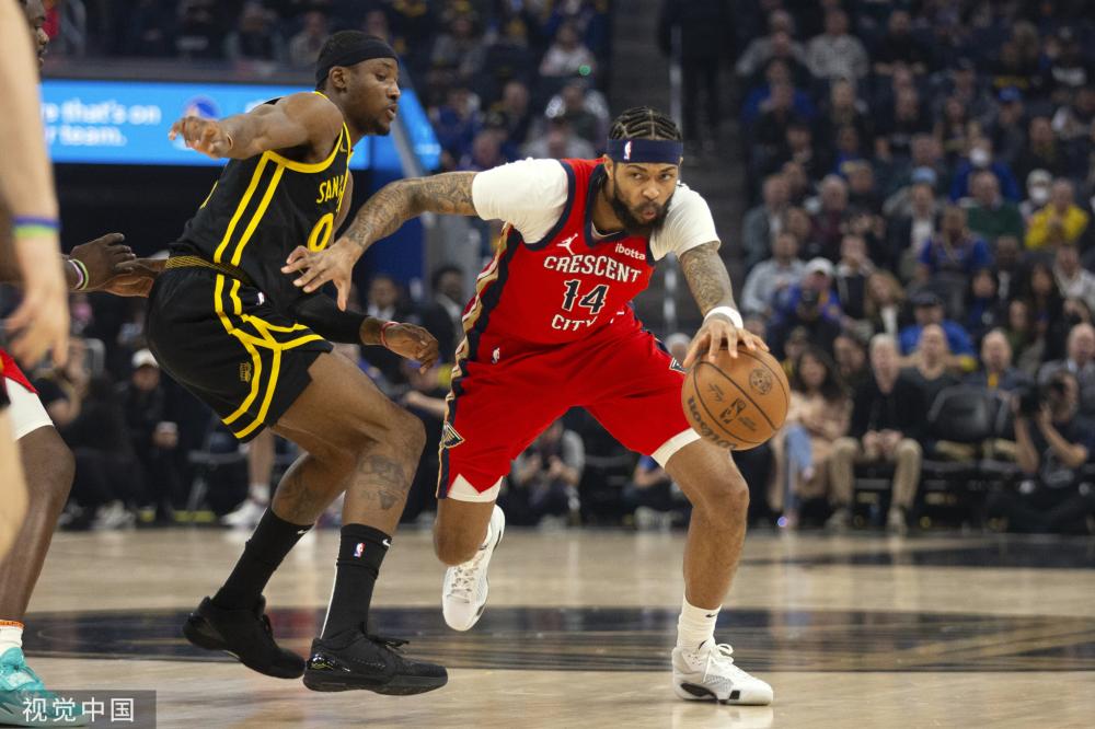 并在比赛中 并在比赛中